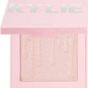 Host Pick 🥂💥💐Kylie Highlighter-Princess Please